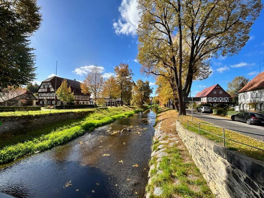 Fewo Marie Im Ferienhaus Selma In Zentraler Lage Grossschonau Bagian luar foto